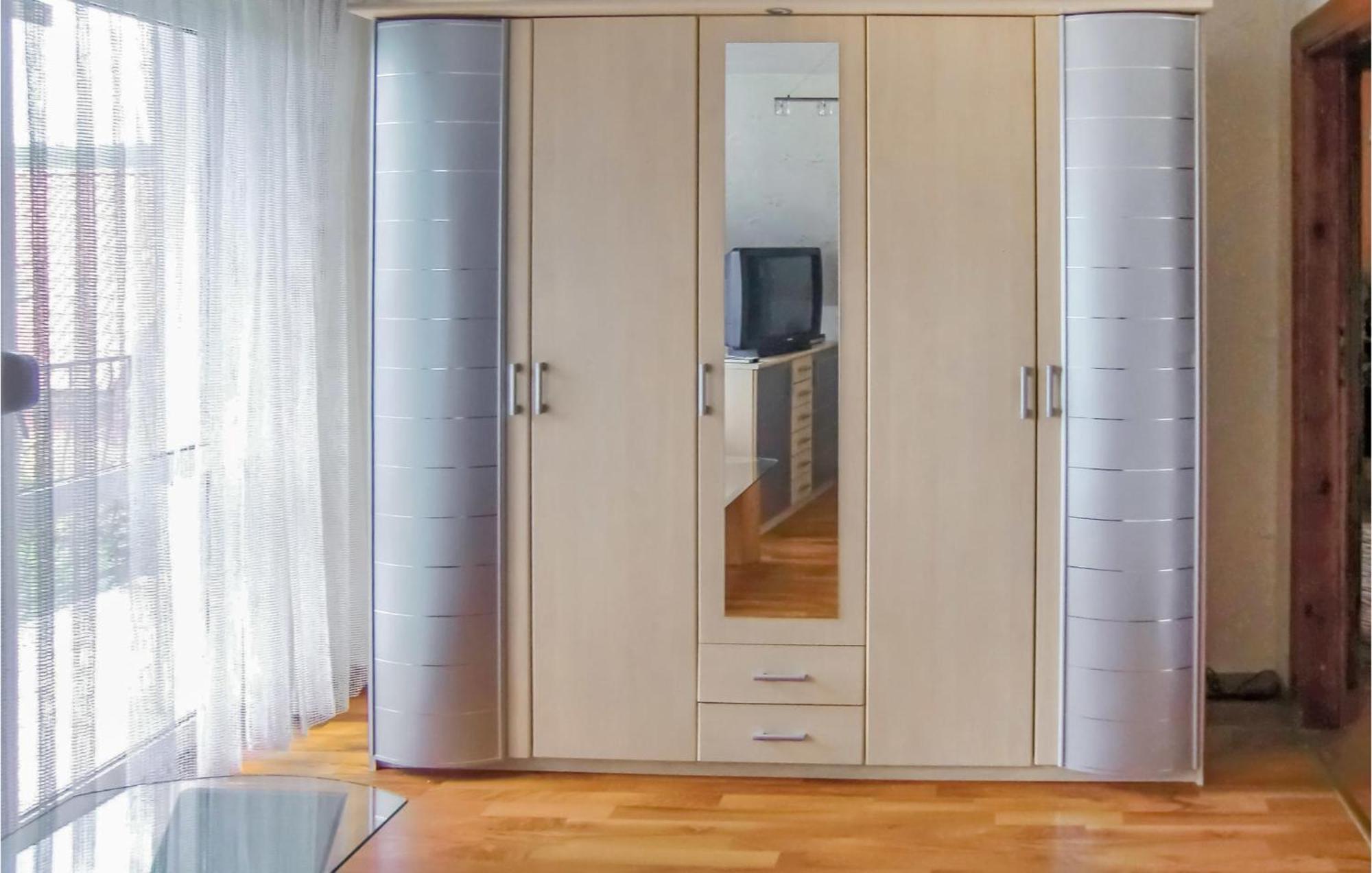 Amazing Home In Kolczewo With Sauna ภายนอก รูปภาพ